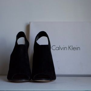 NEW Calvin Klein Gilliane K Suede Mule Heels
